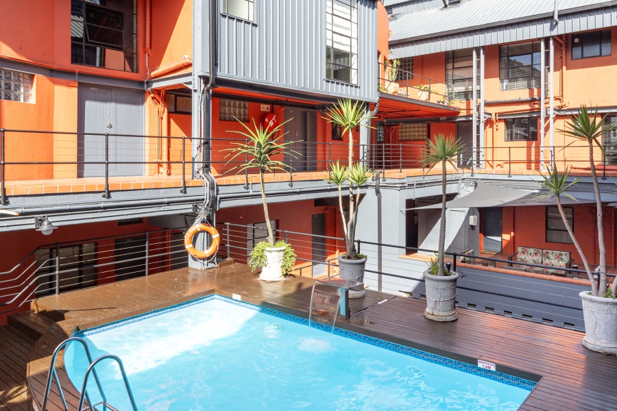 2 Bedroom Property for Sale in Cape Town City Centre Western Cape